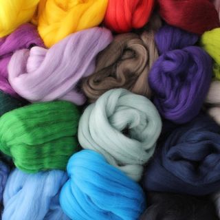 🧶✨ Merino vlna 20 mikronů – splněný sen každého plstícího srdce! ✨🧶 Hebká jako obláček, jemná na dotek a ideální na...
